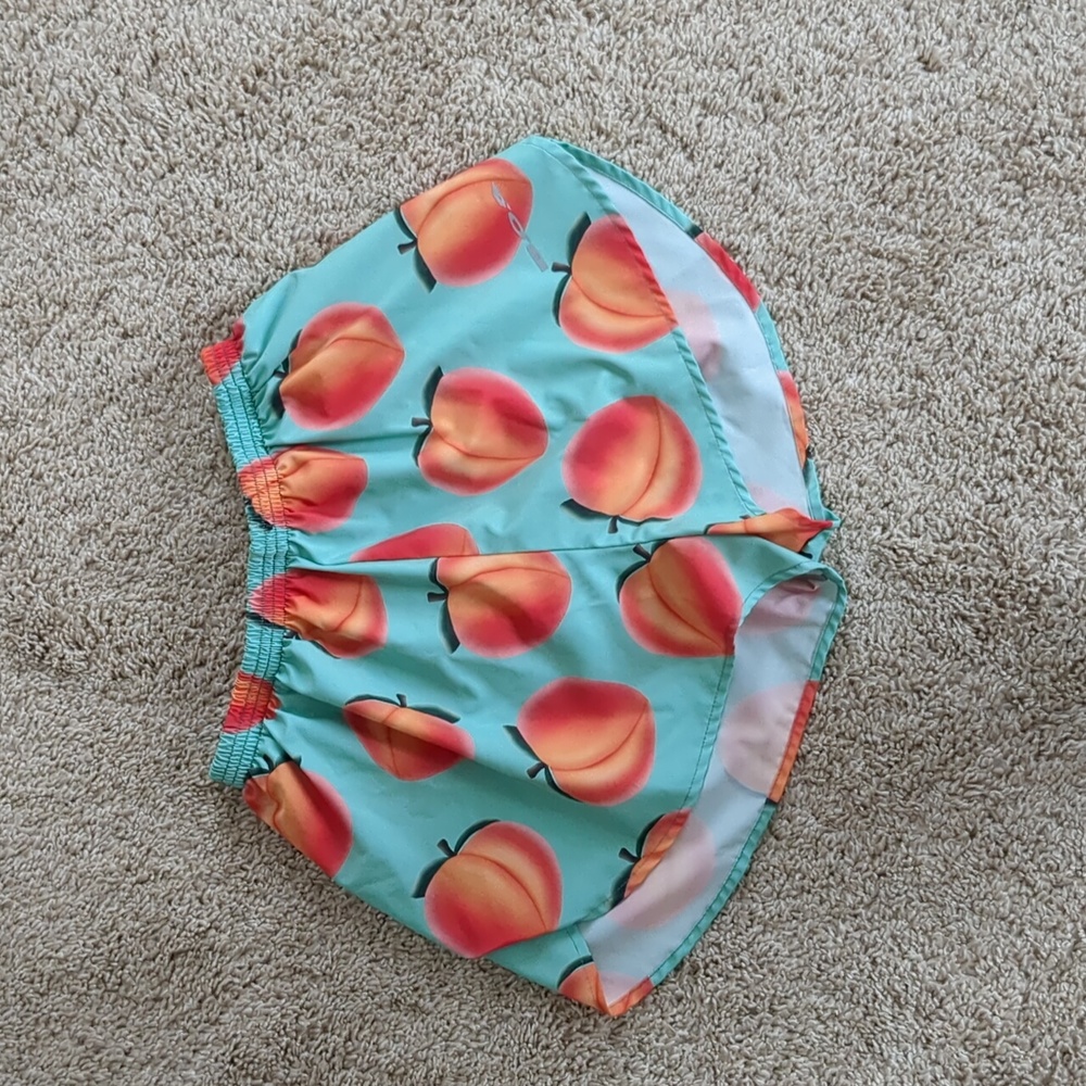 Women's Boa Peach Print Running Shorts